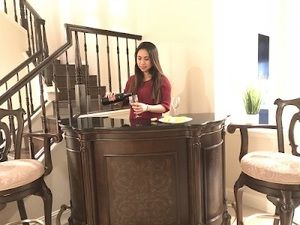 Meet your Posher, Nay linh